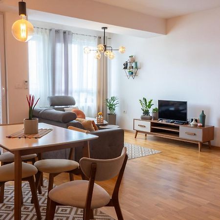 Skopje Station Apartment Екстер'єр фото