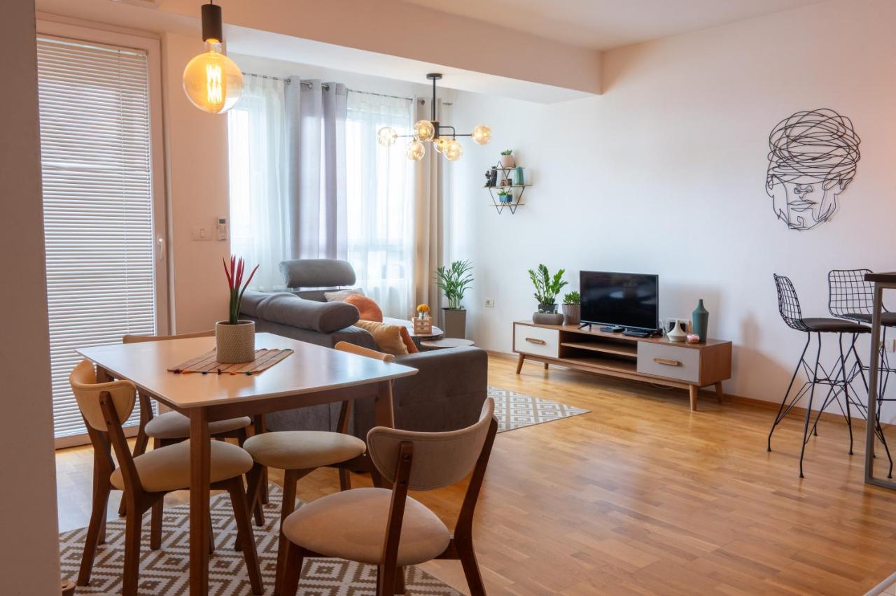Skopje Station Apartment Екстер'єр фото