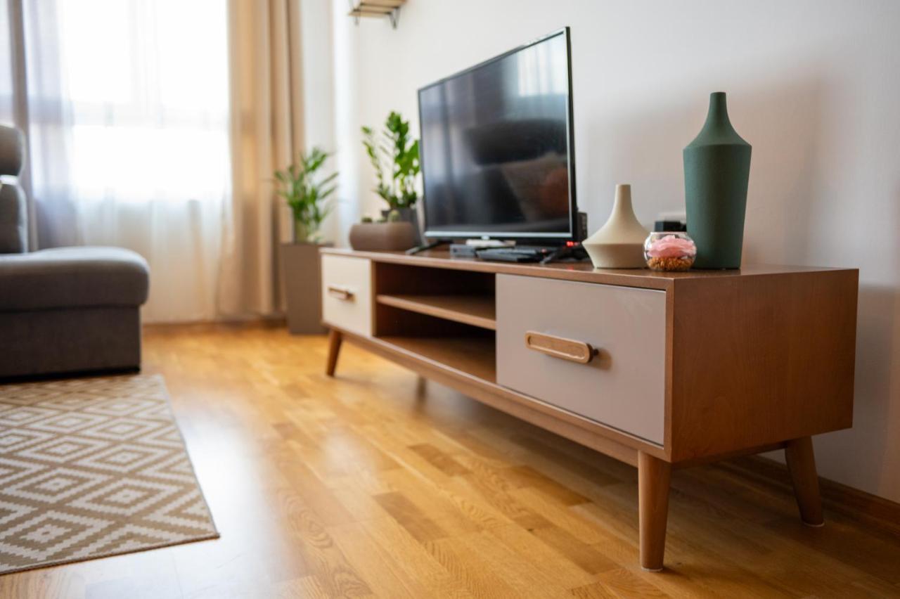 Skopje Station Apartment Екстер'єр фото