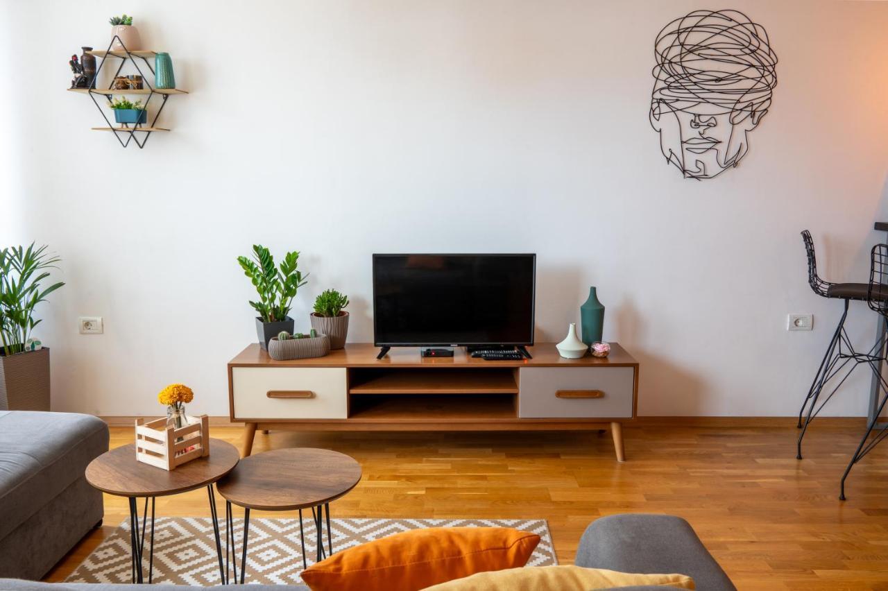 Skopje Station Apartment Екстер'єр фото